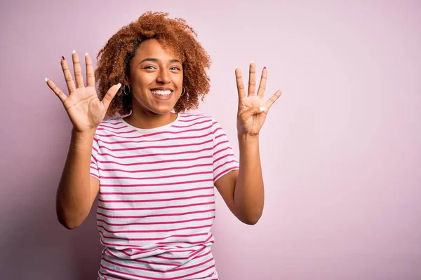 Young Beautiful African American Afro Woman Curly Hair Wearing Casual — Stockfoto