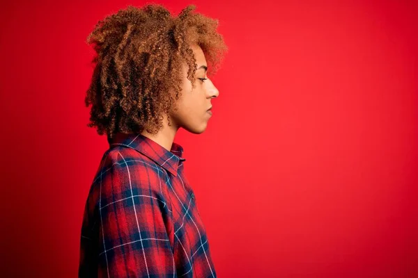 Young Beautiful African American Afro Woman Curly Hair Wearing Casual — ストック写真