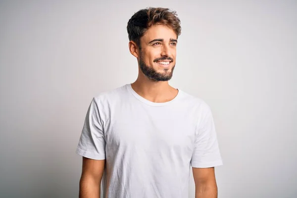 Giovane Bell Uomo Con Barba Indossa Casual Shirt Piedi Sfondo — Foto Stock