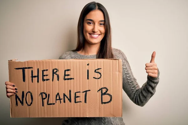 Jovem Bela Ativista Morena Protestando Para Salvar Planeta Segurando Banner — Fotografia de Stock