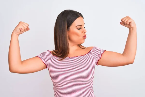 Retrato Una Hermosa Mujer Joven Pie Sobre Fondo Blanco Aislado —  Fotos de Stock