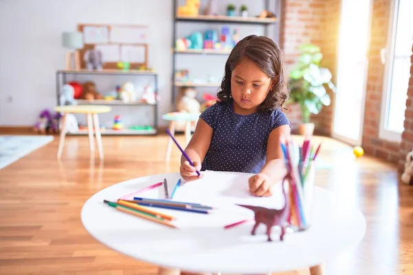 Beautiful Toddler Girl Drawing Cute Draw Using Colored Pencils Kindergarten — Stock Photo, Image