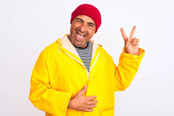 Uomo Mezza Età Indossa Cappotto Antipioggia Cappello Lana Piedi Sopra — Foto Stock