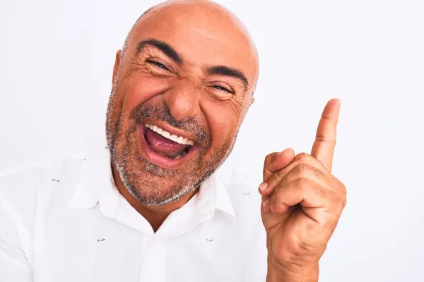 Homem Bonito Meia Idade Vestindo Camisa Elegante Sobre Fundo Branco — Fotografia de Stock