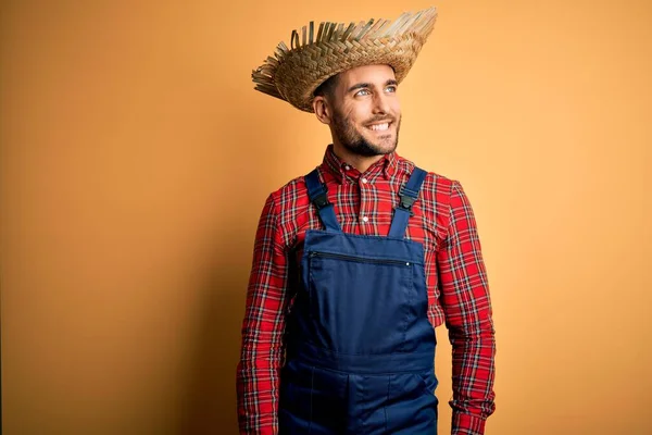 Young Rural Farmer Man Wearing Bib Overall Countryside Hat Yellow — Stok fotoğraf