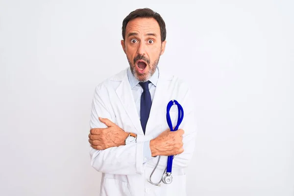 Stetoskop Ile Izole Edilmiş Beyaz Arka Plan Üzerinde Duran Orta — Stok fotoğraf