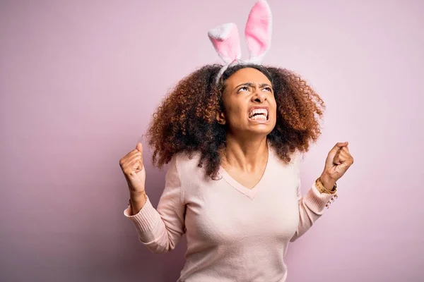 Young African American Woman Afro Hair Wearing Bunny Ears Pink — 图库照片