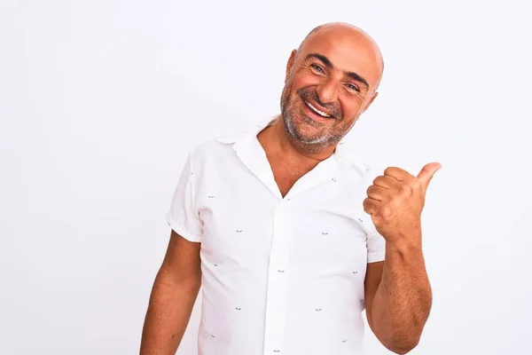 Middelbare Leeftijd Knappe Man Dragen Elegante Shirt Staan Geïsoleerde Witte — Stockfoto