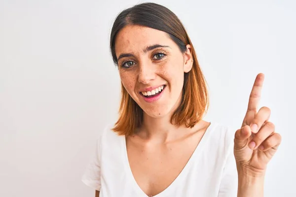 Beautiful Redhead Woman Wearing Casual White Shirt Isolated Background Surprised — 스톡 사진