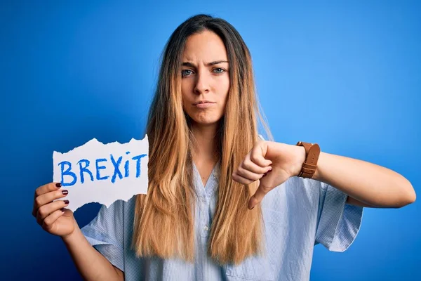 Jonge Mooie Blonde Vrouw Met Blauwe Ogen Met Spandoek Met — Stockfoto