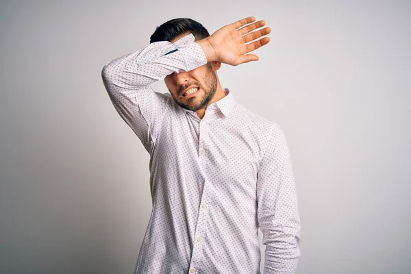 Giovane Bell Uomo Che Indossa Camicia Elegante Piedi Sopra Isolato — Foto Stock