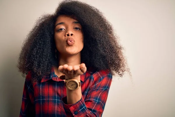 Young Beautiful African American Woman Wearing Casual Shirt Isolated Background — ストック写真