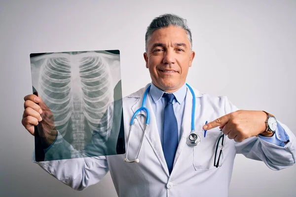 Middle Age Handsome Grey Haired Doctor Man Holding Chest Xray — 图库照片