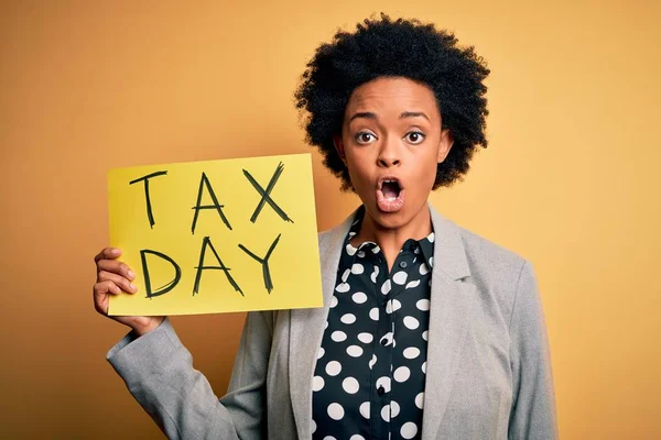 Young African American Afro Woman Curly Hair Holding Paper Tax — Stock Photo, Image