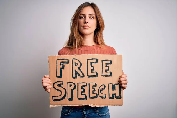 Young Beautiful Brunette Woman Asking Rights Holding Banner Free Speech — 스톡 사진
