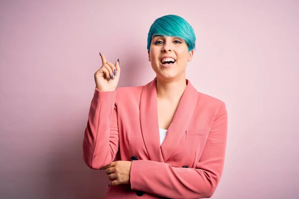 Young Beautiful Businesswoman Blue Fashion Hair Wearing Jacket Pink Background — Stok fotoğraf