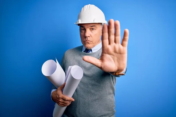 Middle Age Handsome Grey Haired Architect Man Wearing Safety Helmet — 스톡 사진