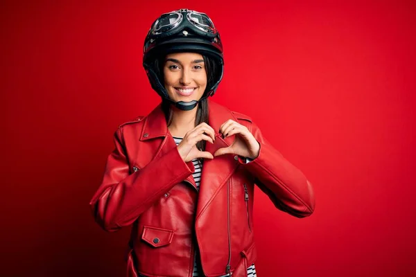 Young Beautiful Brunette Motorcyclist Woman Wearing Motorcycle Helmet Red Jacket — ストック写真