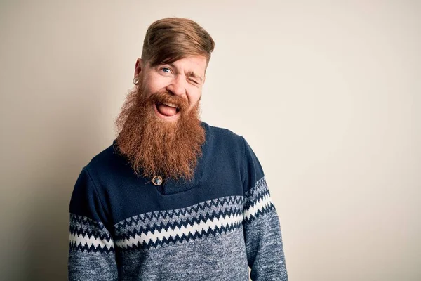 Bonito Irlandês Ruiva Homem Com Barba Vestindo Camisola Inverno Sobre — Fotografia de Stock