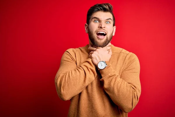 Jonge Blonde Man Met Baard Blauwe Ogen Dragen Casual Trui — Stockfoto