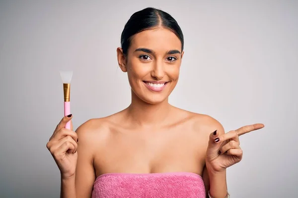 Young Beautiful Brunette Woman Wearing Towel Shower Applying Cosmetics Using — Stock Photo, Image