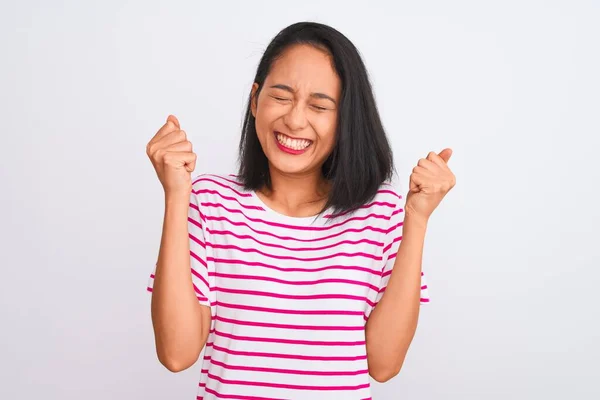 Young Chinese Woman Wearing Striped Shirt Standing Isolated White Background — Stock Photo, Image