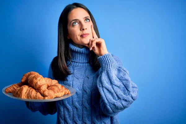 Young Woman Blue Eyes Holding Sweet Croissants Breakfast Isolated Background — Stock Photo, Image