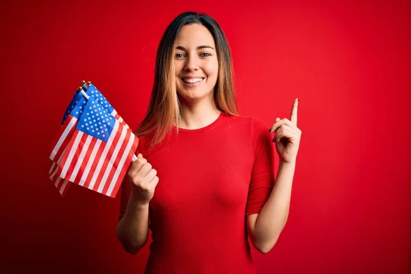Young Beautiful Blonde Patriotic Woman Blue Eyes Holding United States — Stock Photo, Image