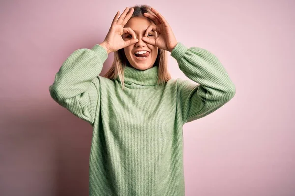 Young Beautiful Blonde Woman Wearing Winter Wool Sweater Pink Isolated — Stock Photo, Image