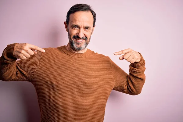 Middle Age Hoary Man Wearing Casual Brown Sweater Standing Isolated — Stock Photo, Image