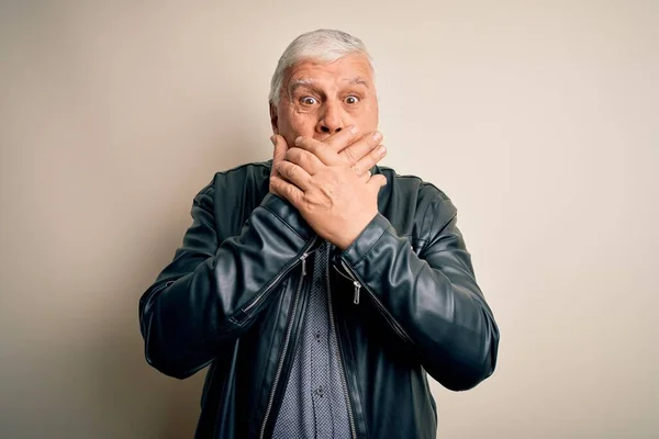 Hombre Alto Guapo Con Camisa Casual Chaqueta Sobre Fondo Blanco —  Fotos de Stock