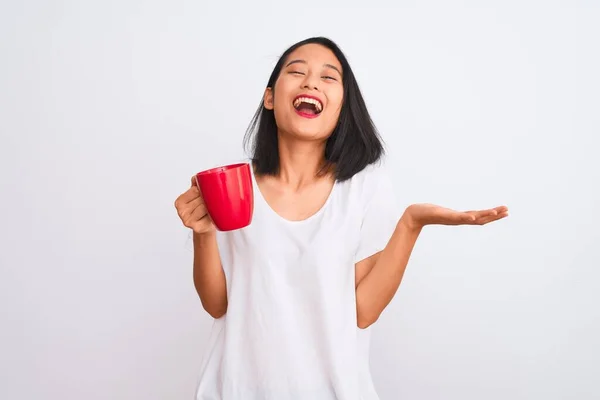 Jeune Belle Femme Chinoise Buvant Une Tasse Café Sur Fond — Photo