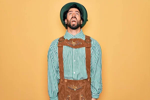 Jovem Homem Bonito Vestindo Tratidional Alemão Octoberfest Custome Para Alemanha — Fotografia de Stock