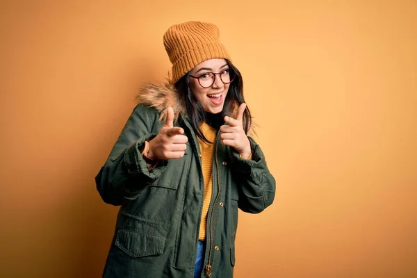 Young Brunette Woman Wearing Glasses Winter Coat Hat Yellow Isolated — Stock Photo, Image