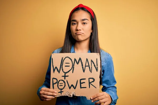 Hermosa Activista Asiática Pidiendo Por Los Derechos Las Mujeres Con — Foto de Stock