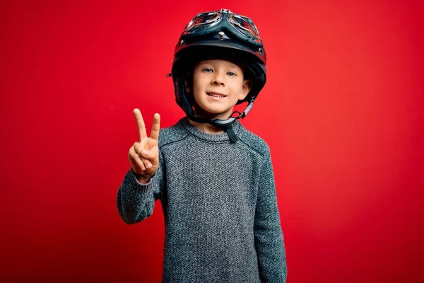 Ung Liten Kaukasisk Unge Bär Vintage Biker Motorcykel Hjälm Och — Stockfoto