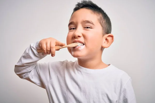 Kleine Kleine Junge Putzen Ihre Zähne Mit Zahnbürste Und Mundpasta — Stockfoto