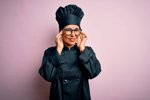 Middle Age Brunette Chef Woman Wearing Cooker Uniform Hat Isolated — Stock Photo, Image