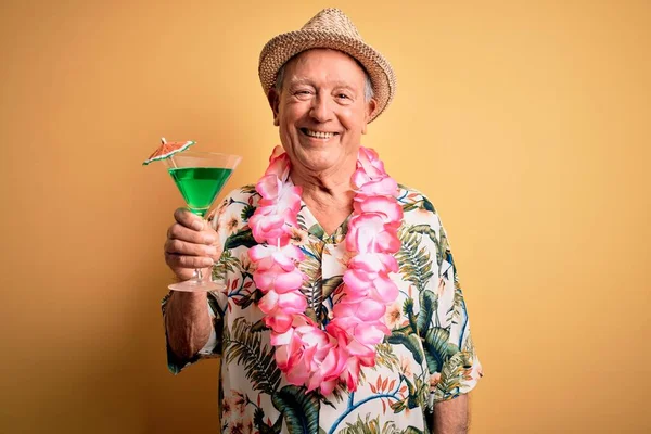 Grey Haired Senior Man Wearing Summer Hat Hawaiian Lei Drinking — Stock Photo, Image