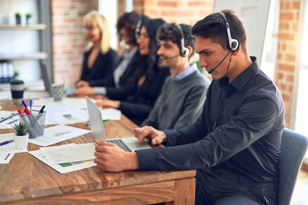 Group Call Center Workers Smiling Happy Confident Working Together Smile — Stock Photo, Image