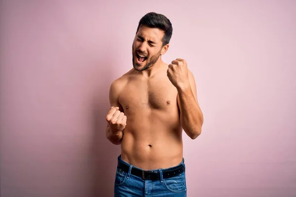 Young Handsome Strong Man Beard Shirtless Standing Isolated Pink Background — Stock Photo, Image