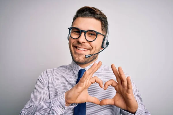 Fiatal Call Center Kezelő Üzletember Kék Szemű Szemüveget Visel Fülhallgató — Stock Fotó