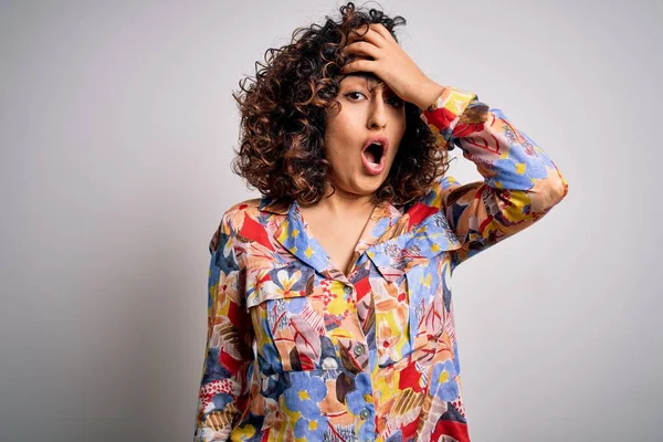 Young Beautiful Curly Arab Woman Wearing Floral Colorful Shirt Standing — Stock Photo, Image