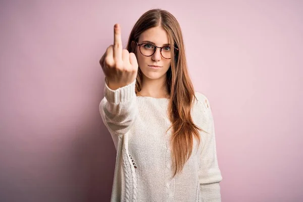 Young Beautiful Redhead Woman Wearing Casual Sweater Glasses Pink Background — Stockfoto