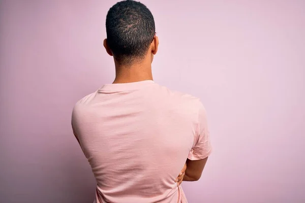 Όμορφος Αφροαμερικάνος Που Φοράει Casual Shirt Και Γυαλιά Πάνω Από — Φωτογραφία Αρχείου