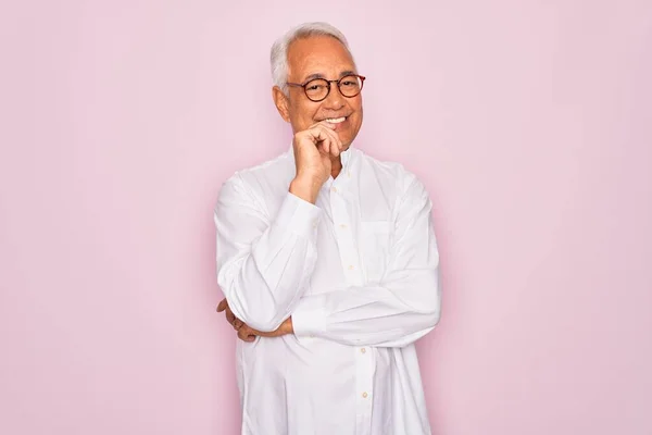 Middelbare Leeftijd Senior Grijs Harige Man Met Een Bril Zakelijke — Stockfoto