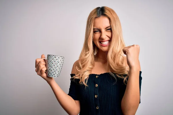 Young Beautiful Blonde Woman Drinking Mug Coffee Isolated White Background — Stock Photo, Image