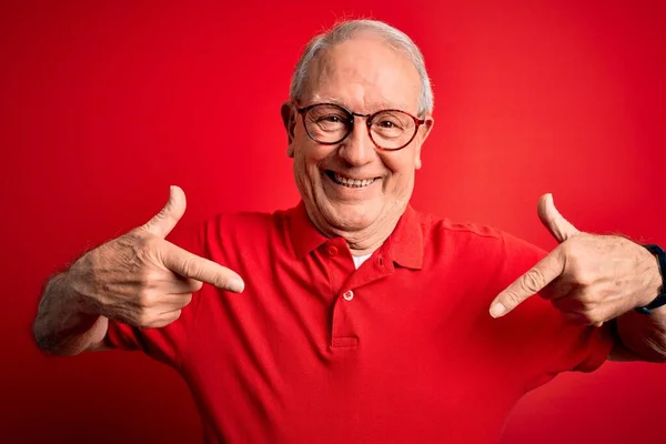 Grey Haired Senior Man Wearing Glasses Casual Shirt Red Background — Stock Photo, Image