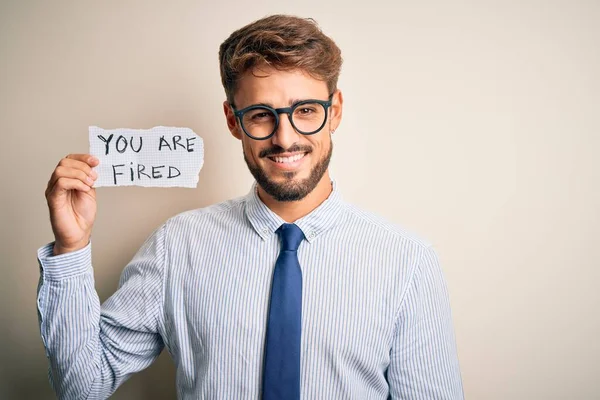 Jonge Zakenman Die Een Bril Draagt Met Papier Bij Zich — Stockfoto