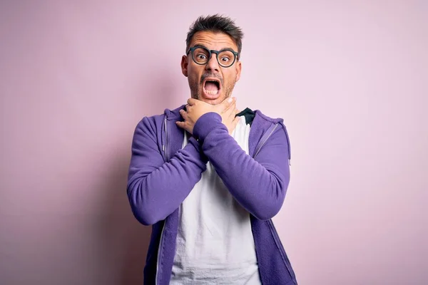 Young Handsome Man Wearing Purple Sweatshirt Glasses Standing Pink Background — Stock Photo, Image